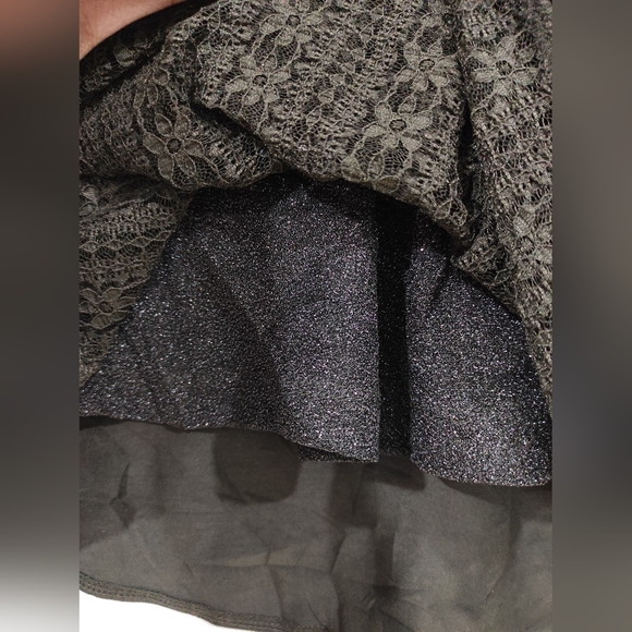 Olive Green Mesh Top 💚 - Picture 4 of 15